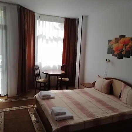 Appartement In Flora