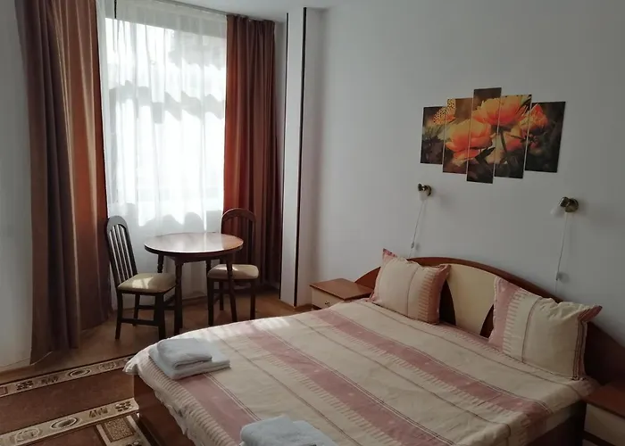 Apartament In Flora 4*